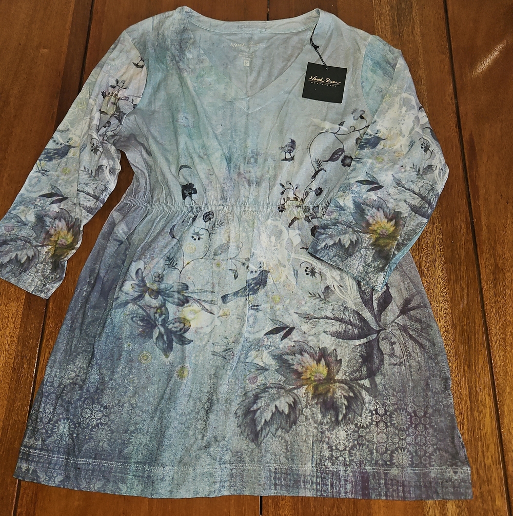 North River Outfitters Blue Floral Long-Sleeve Tunic Top